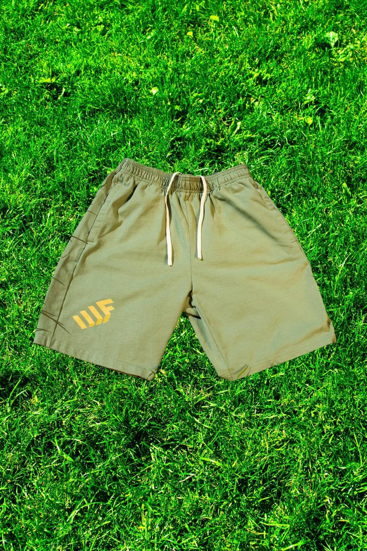 THE OLIVE SHORTS